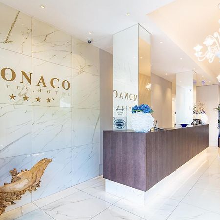 Monaco Suites Hotel Lignano Sabbiadoro Ngoại thất bức ảnh