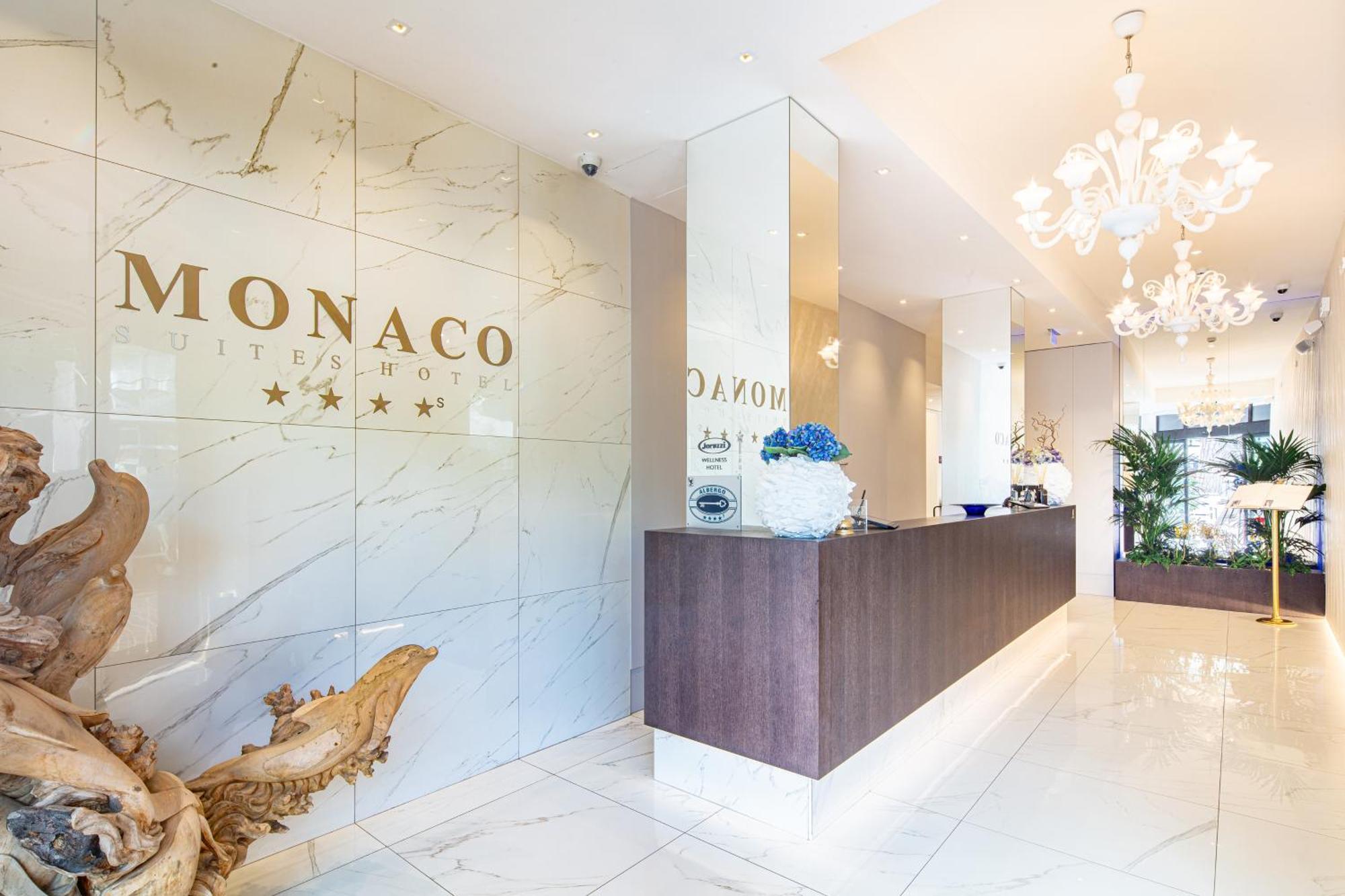 Monaco Suites Hotel Lignano Sabbiadoro Ngoại thất bức ảnh